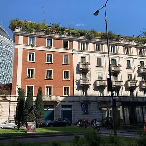 brera-suite-hosted-by-sweetstay.it-lombardy.com/