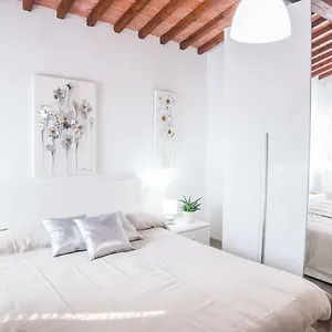 Cascine Holidays Apartment Florenz