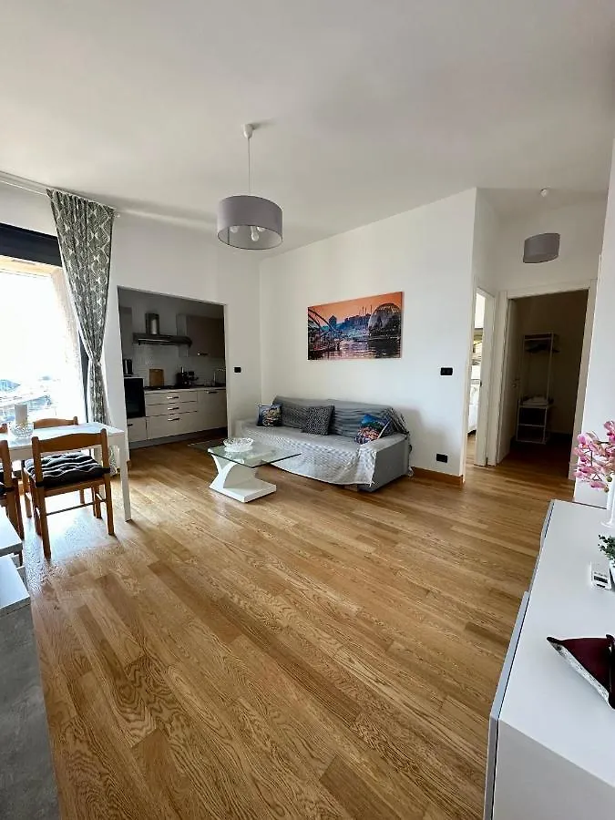 Due Passi Dal Porto Lägenhet Genua